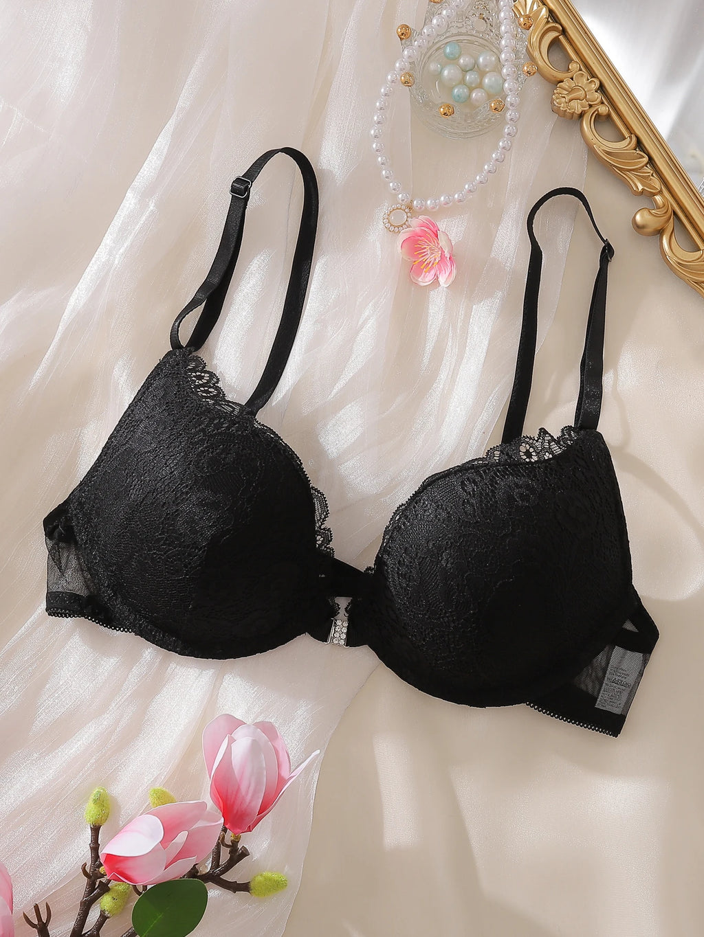 2025 sexy lace underwire bra for women, thin comfortable breathable gathering lingerie, front hook gathering bra