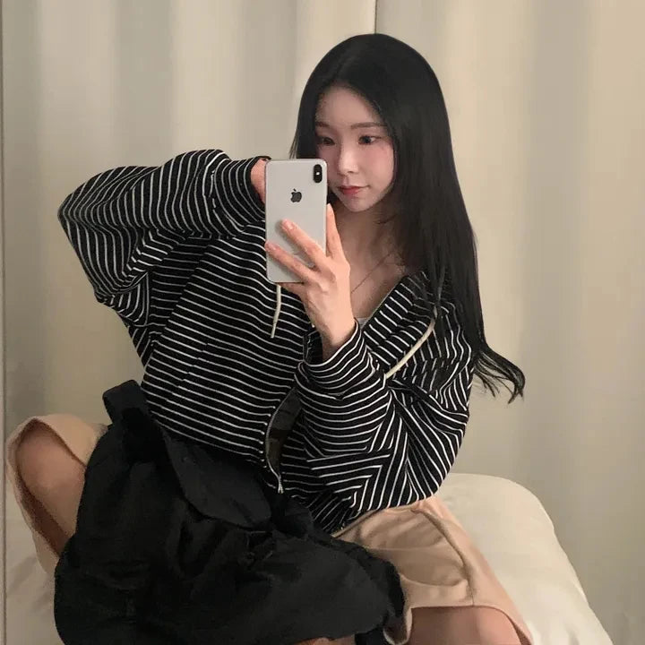 Spring 2025 Women's Chic Loose Casual Lazy Sle Striped Hooded Jaet with ket Open Cardigan Sweatirt Comfortable Fit