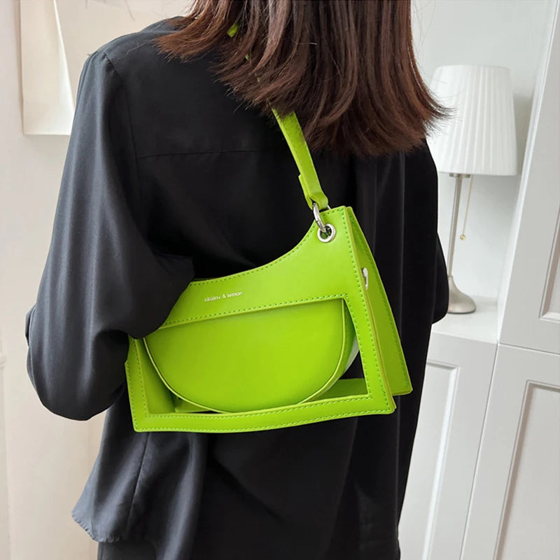 Hollow Out Design Women Underarm Bags Solid Colour Zipper Casual Female Handbags Simple Trend Chain Ladies Trapeze Bags