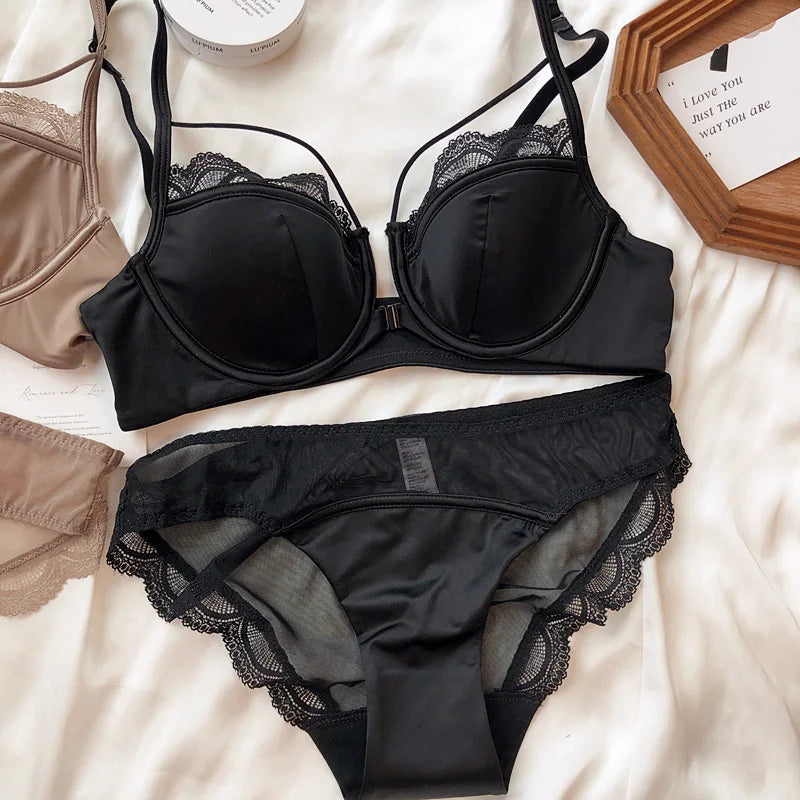 Sexy Hollow Front Buckle Bra Women Underwear Set French Lace Thin Cup Bralette Comfort Gather Push Up Bra and Panties Lingerie