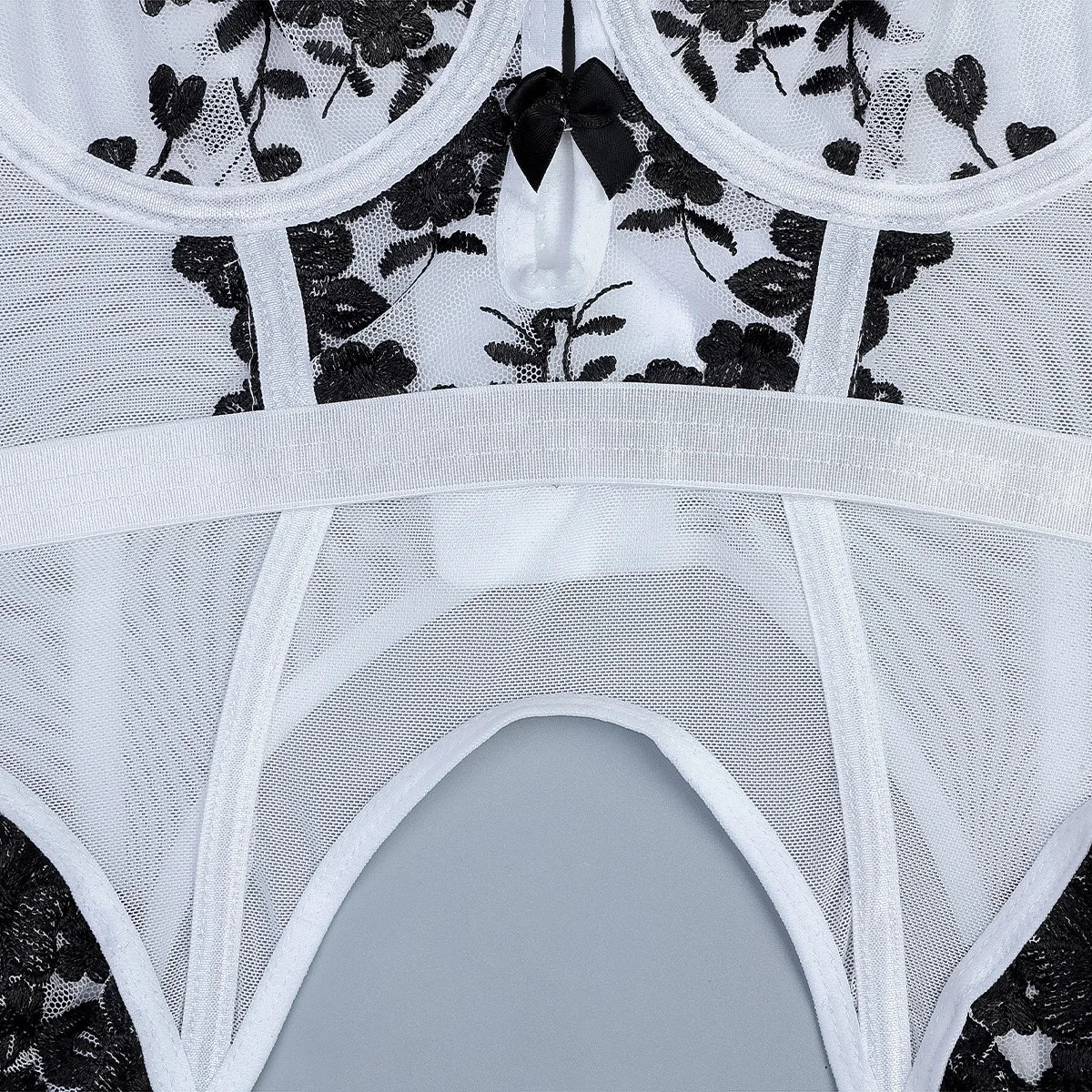 Lingerie Sexy Female Corset Sheer Stockings Garter Belt 3-Piece Erotic Set Suspender Lace Underwear Women OnlyFans Outfits