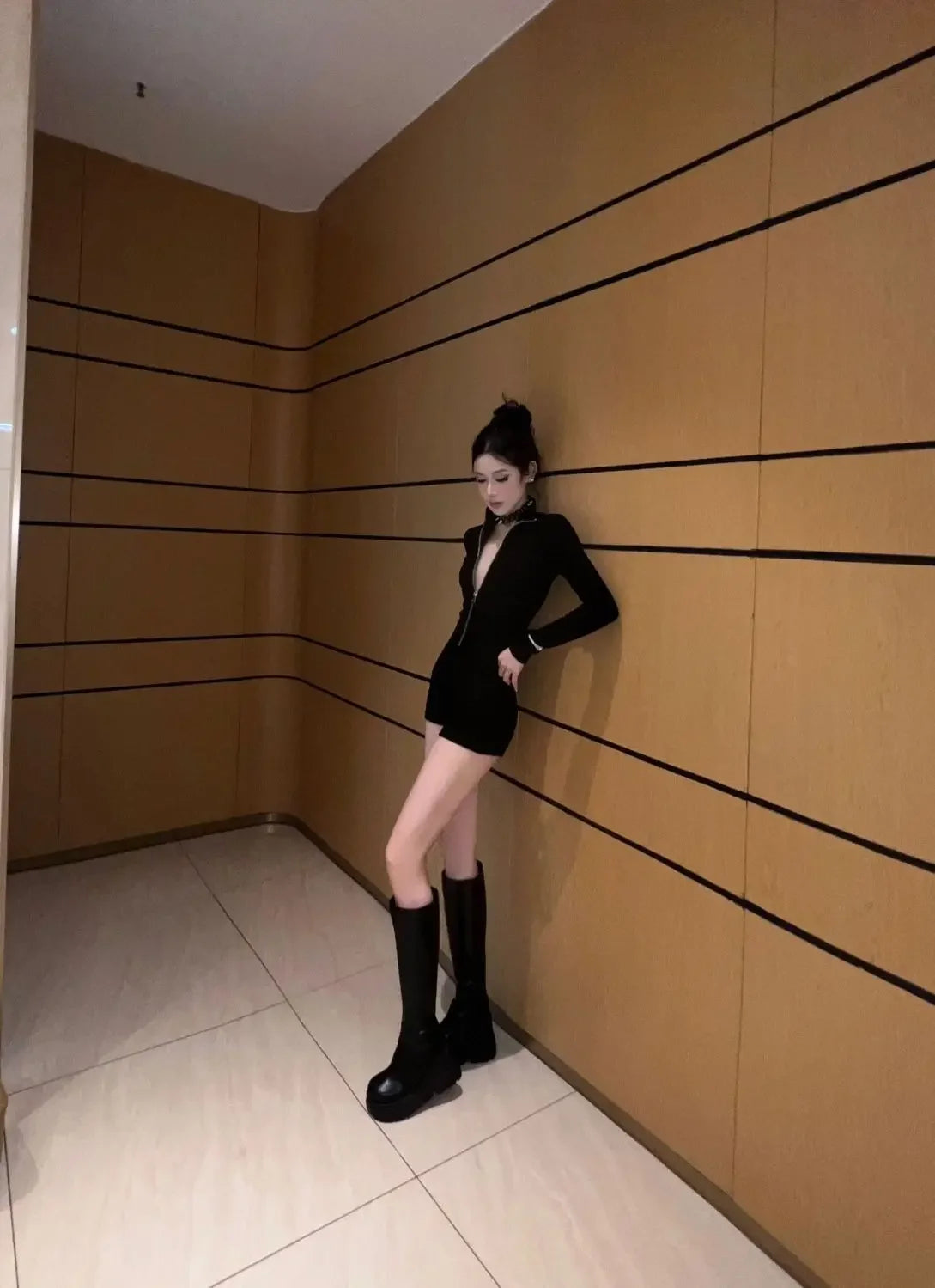 2024 Harajuku Designer Black Jumpsuits Y2k Aesthetic Bodycon Simple Fairy Zipper Tshirt Women Slim Fit Streetwear T Shirt Spring