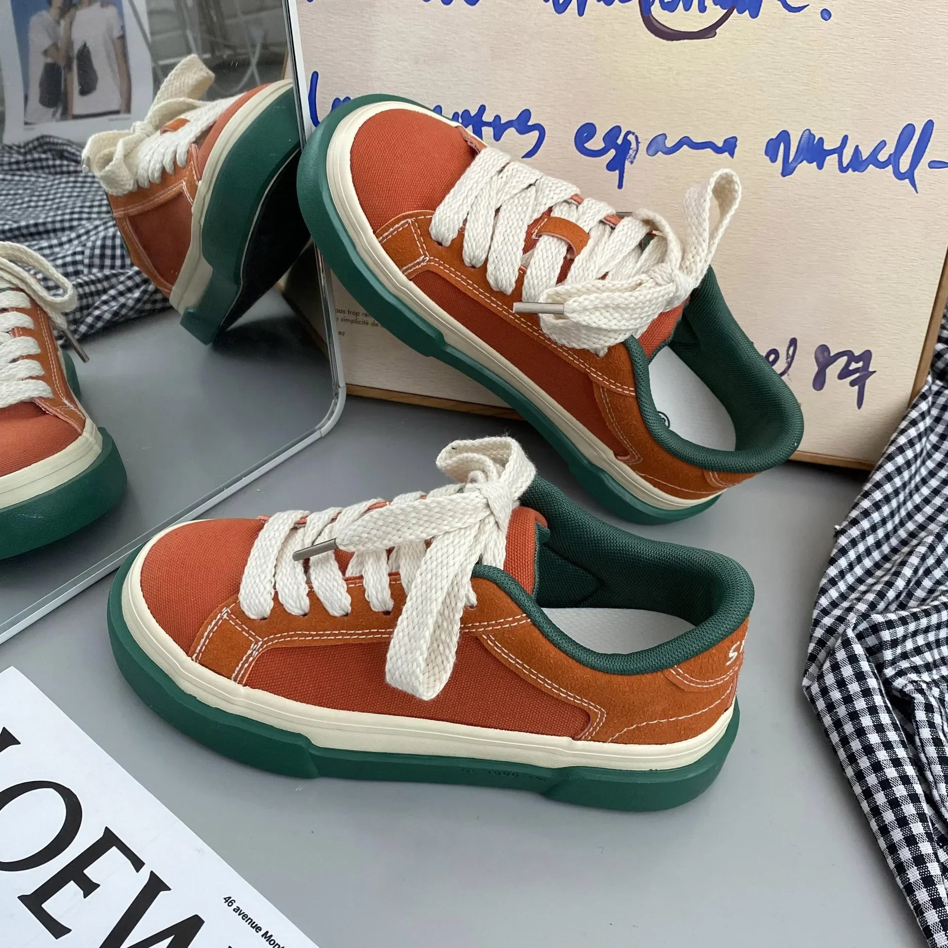 Women Vintage Red Low-top Jogging Canvas Sneakers Casual Letter Embroidery Vulcanized Skateboard Shoes Students Flat Trainers