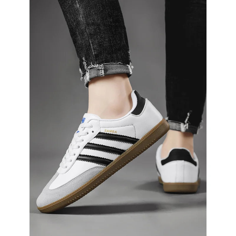 2025New Comfortable High-Quality Three-Stripes Training Shoes for Couples Big Kids Sports Shoes Couple Style Sports Shoes Casual